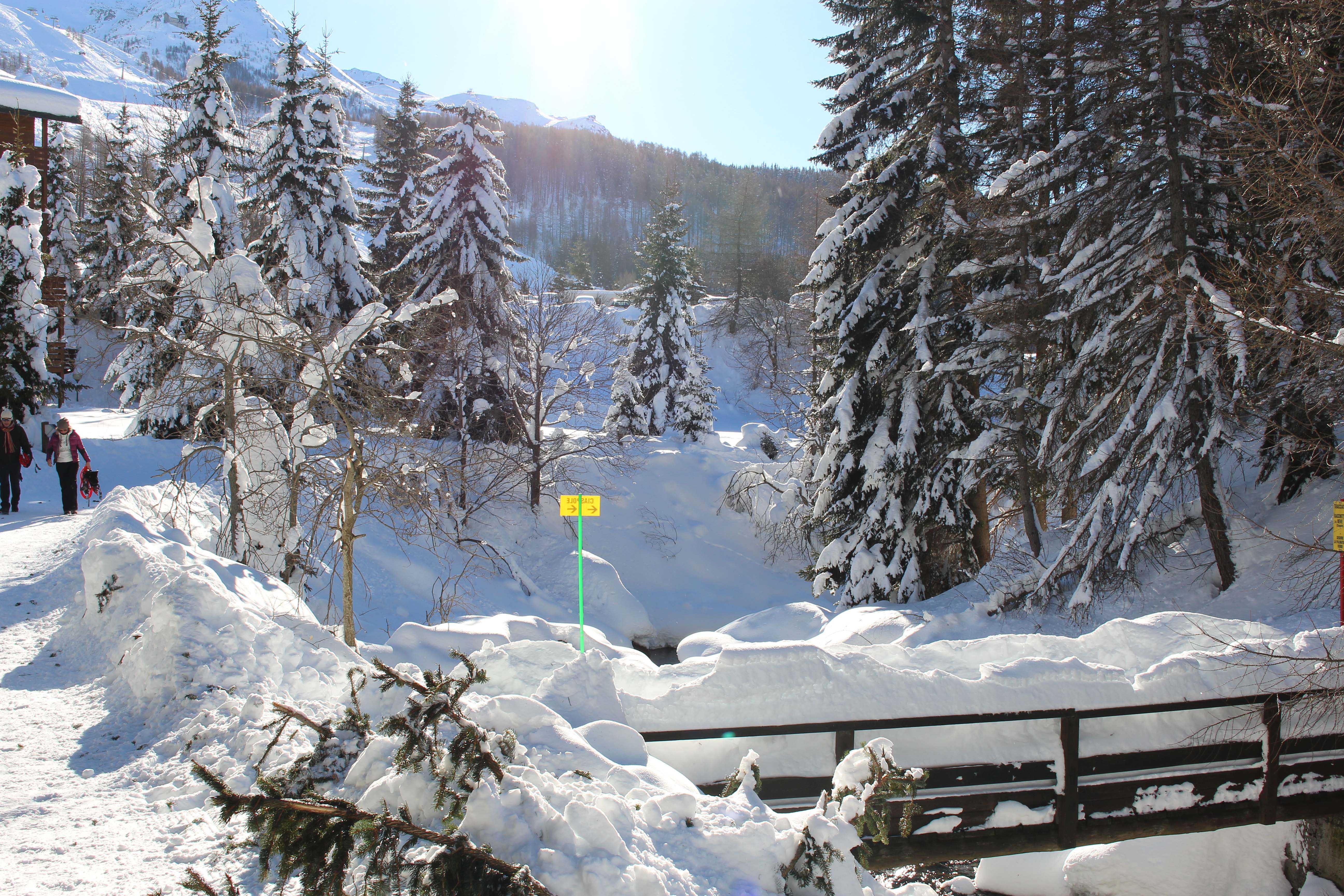 Con gli sci ai piedi