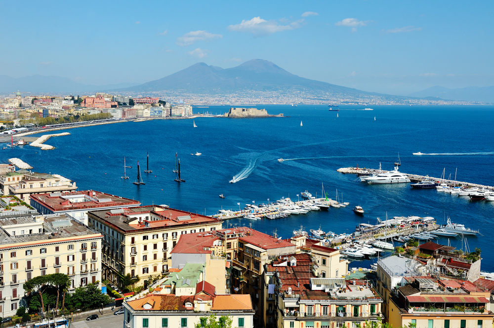 Vacanze di Capodanno: vedi Napoli e poi muori...