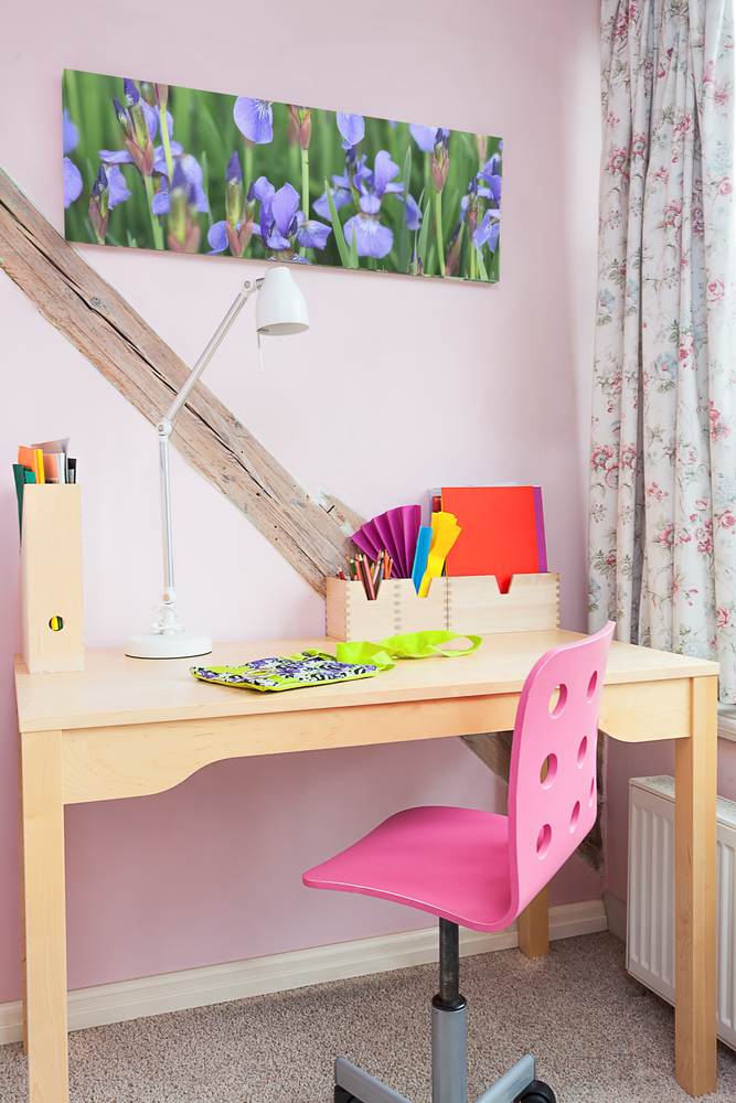 Scrivania pulita e ordinata