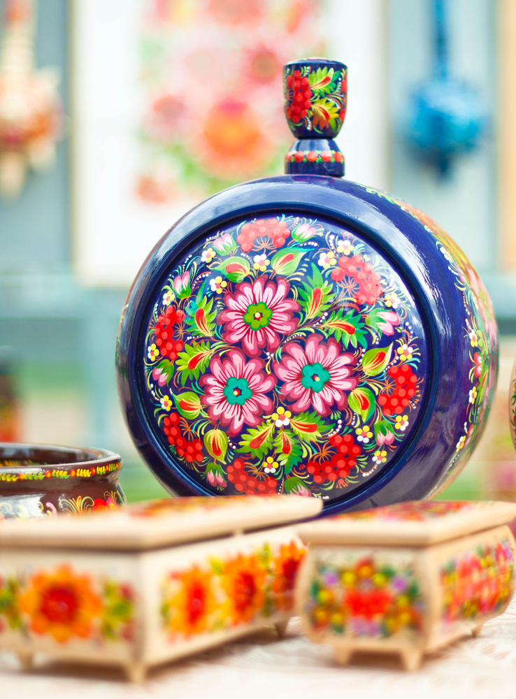 Ceramica e porcellane da esibire