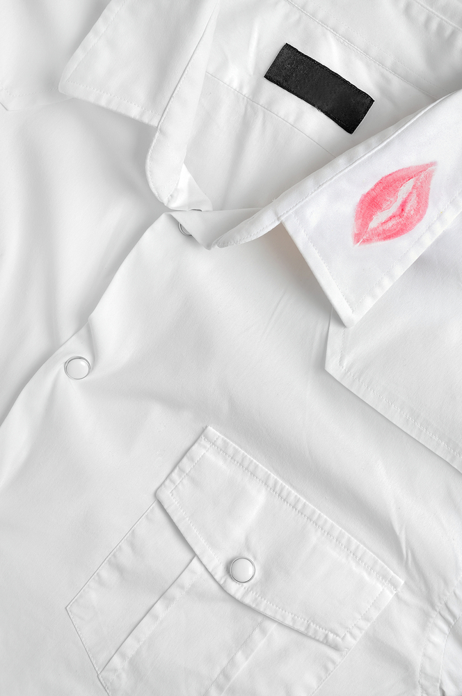 Make-up, eliminare le macchie più difficili