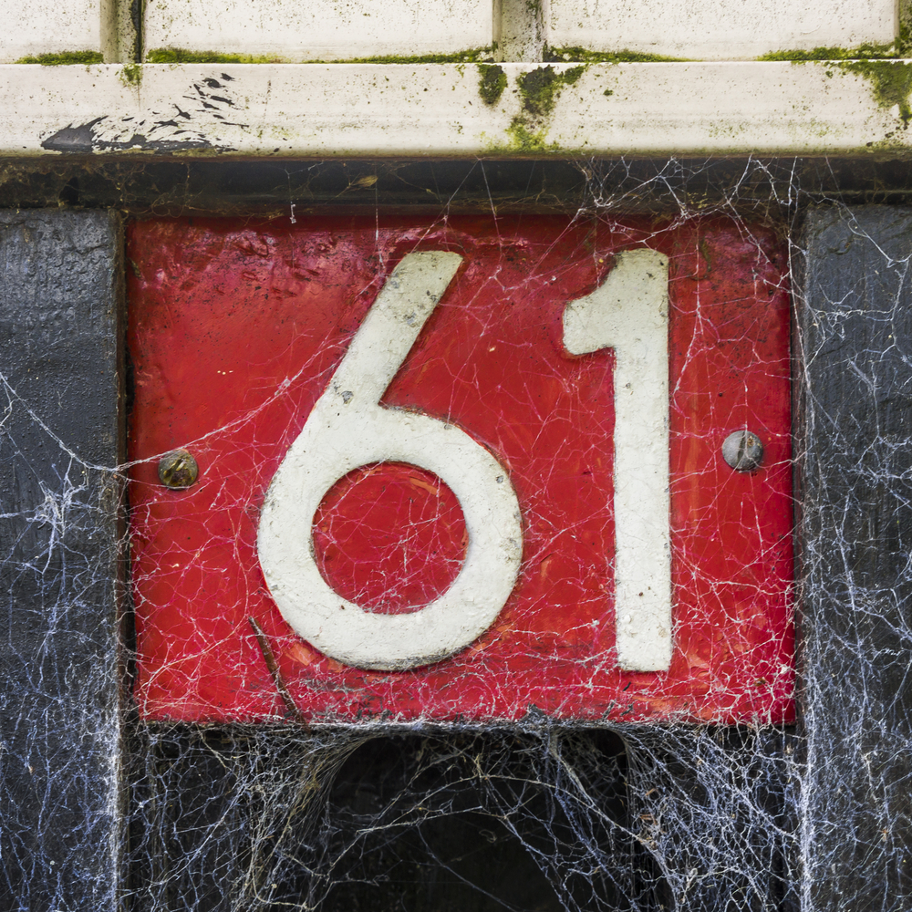 Come rimuovere le ragnatele