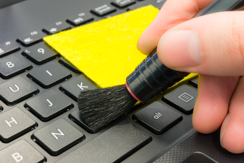 Vi ricordate di pulire il computer ogni tanto?