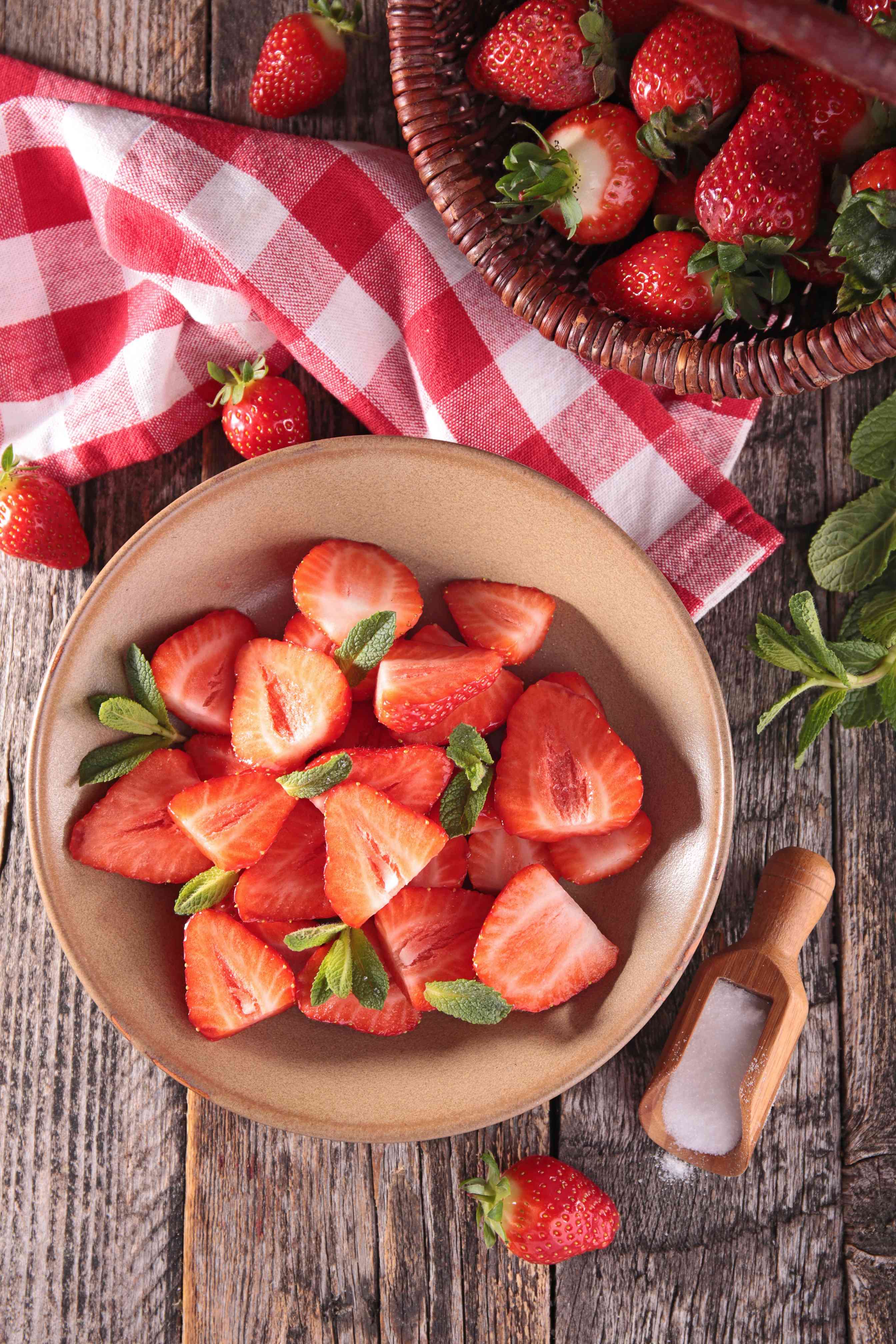 Fragole: calorie, proprietà e usi in cucina