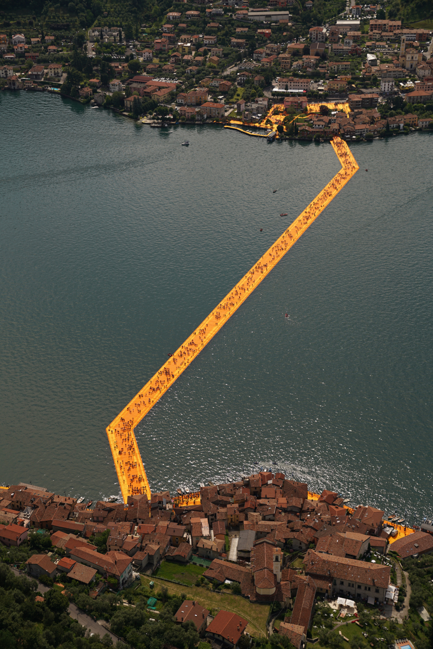 christo-floating-Piers-1.jpg