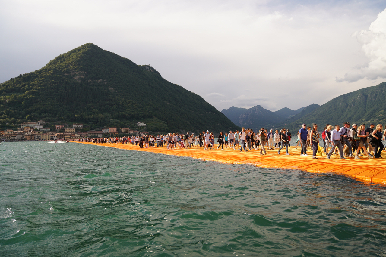 christo-floating-Piers-5.jpg