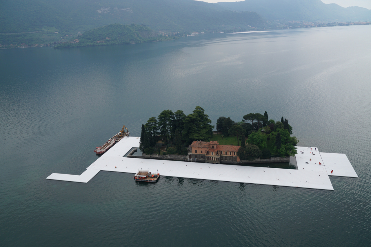 christo-floating-Piers-7.jpg