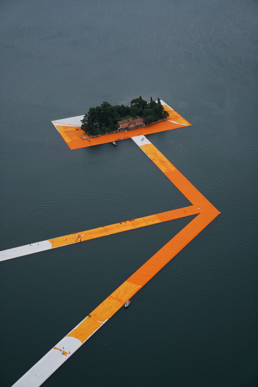 christo-floating-Piers-8.jpg