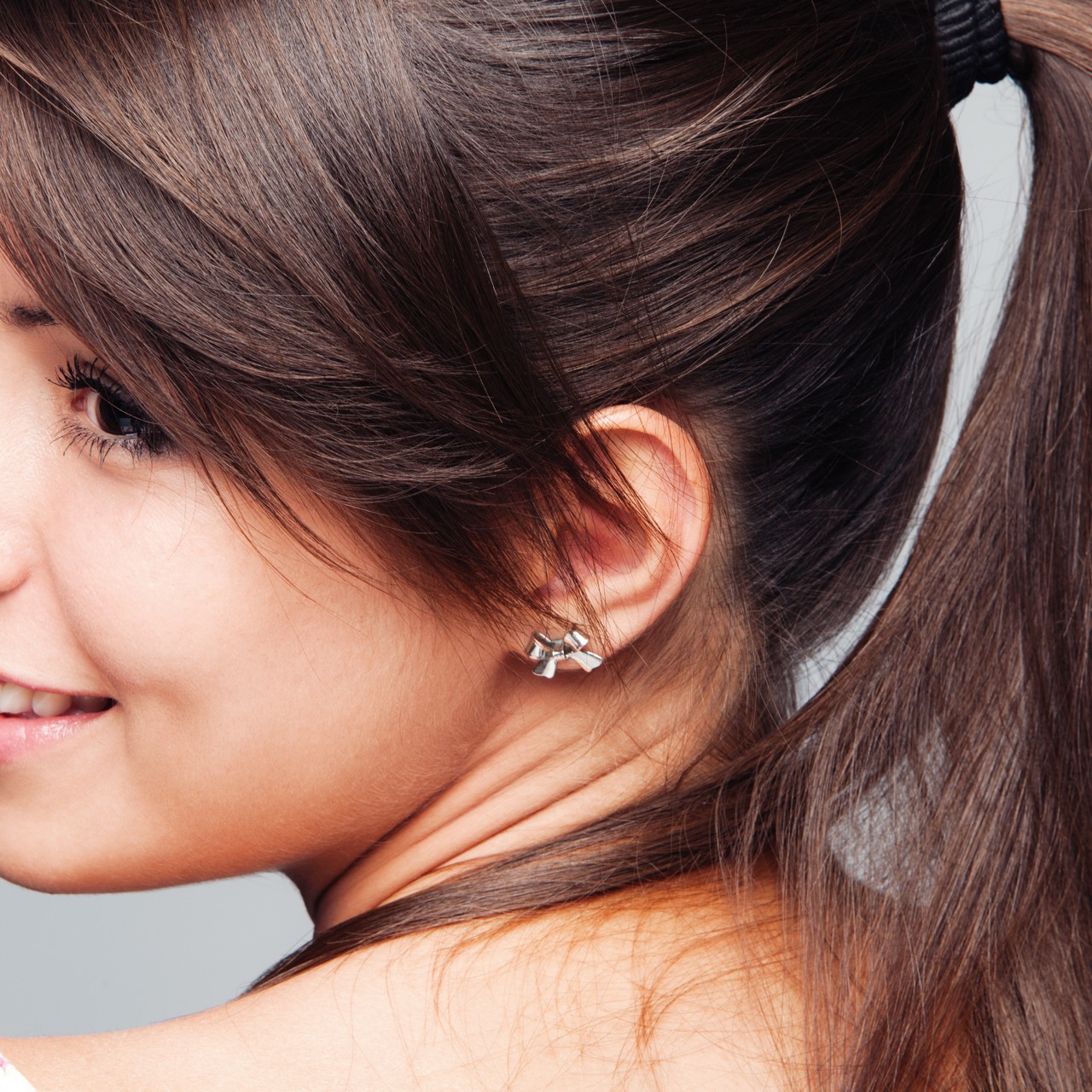 La coda alta: come valorizzare tutti i tipi di viso