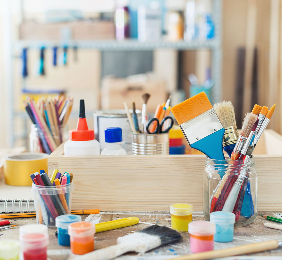 Attrezzi decoupage: quali sono e come usarli