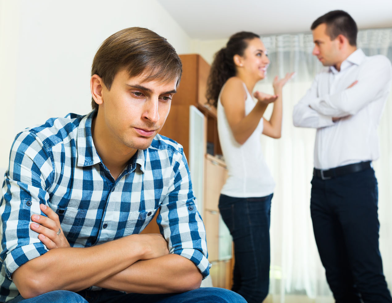 Fidanzato geloso dei nostri amici: ecco come gestire la situazione