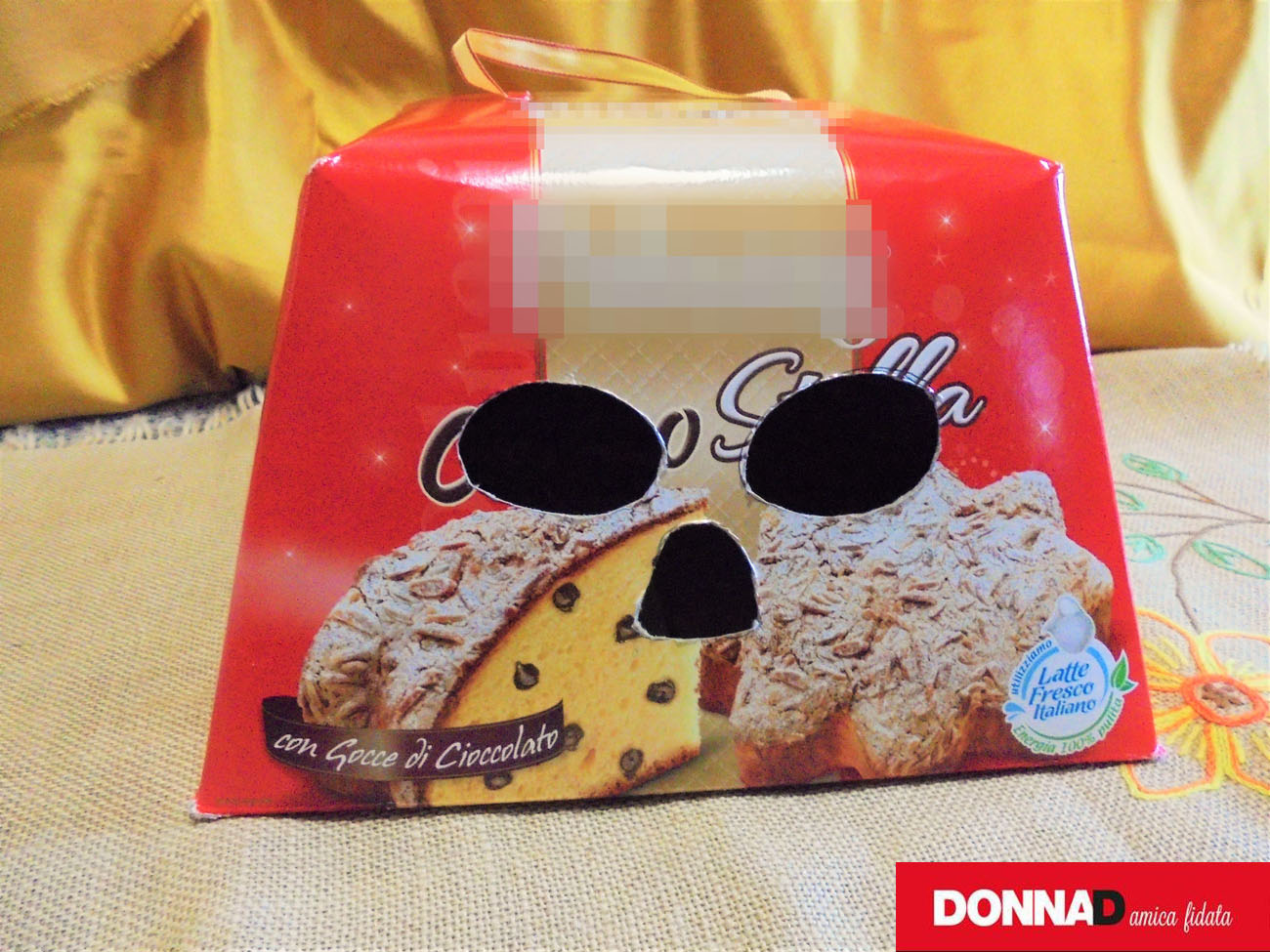riciclo-creativo-packaging-panettone-pandoro-maschera-cartone.jpg