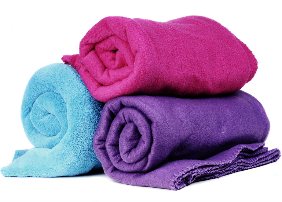 Lavare il plaid di pile: meglio a mano o in lavatrice?