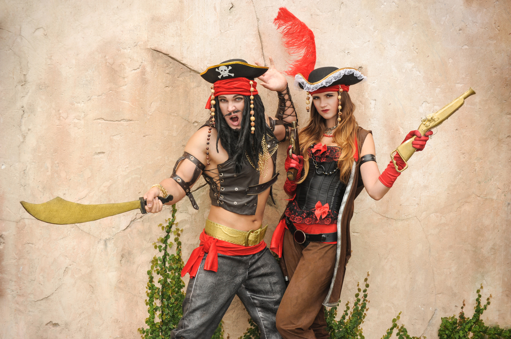 costumi-carnevale-coppia-pirati_0.jpg