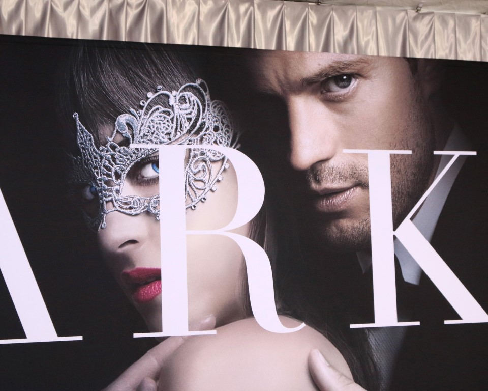 Make-up Carnevale 2017 tutorial: il trucco labbra di Anastasia di 50 sfumature di nero