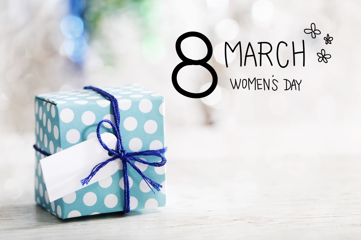 Festa della donna: 7 idee regalo per sorelle e amiche