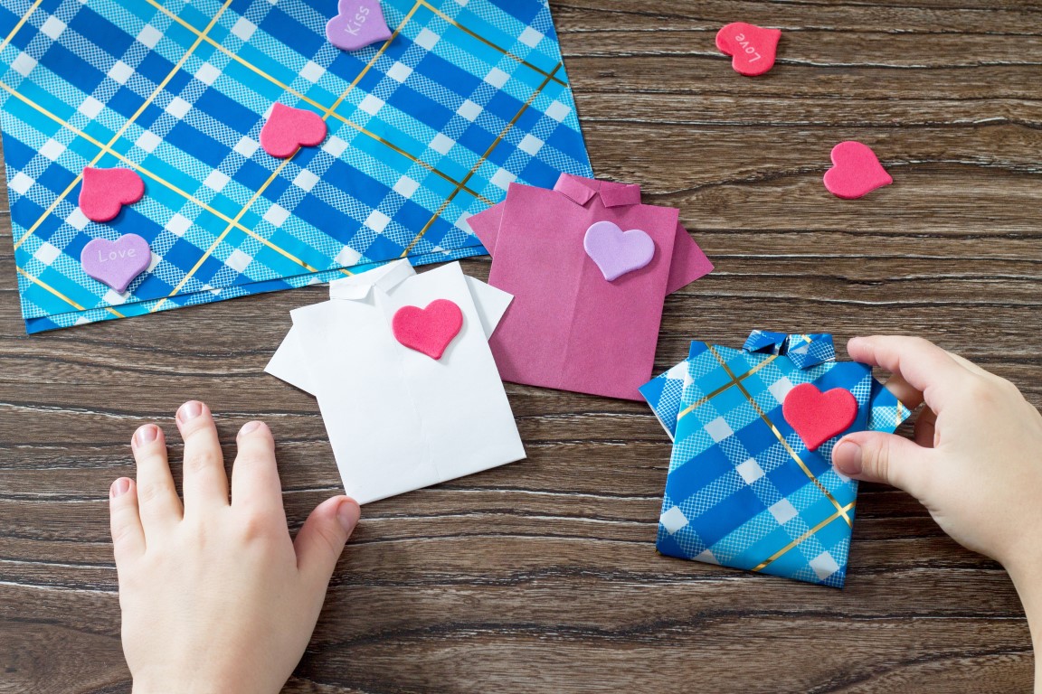 Festa del papà, i lavoretti facili da fare con i bambini