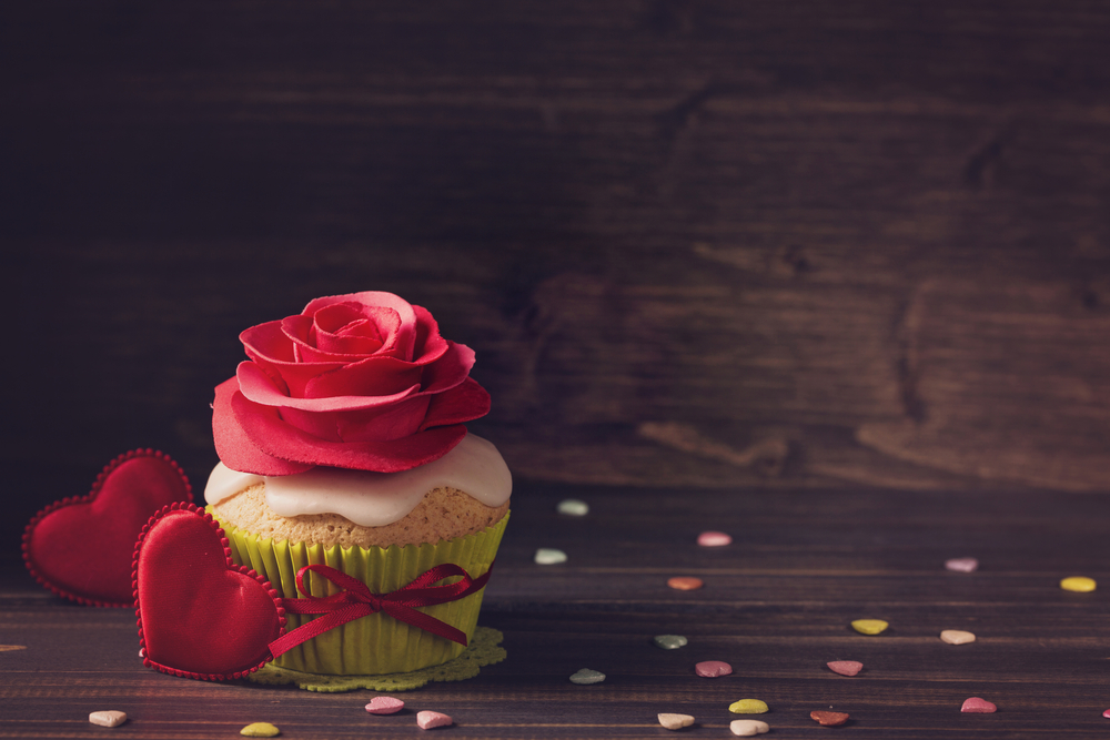 cupcake-primavera-idee-floreali-pasta-zucchero_7.jpg