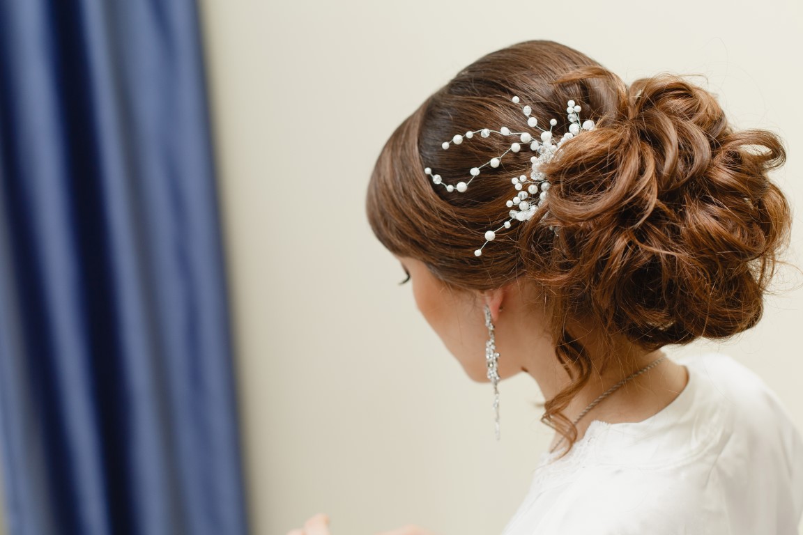 Acconciature-sposa-2017_6.jpg