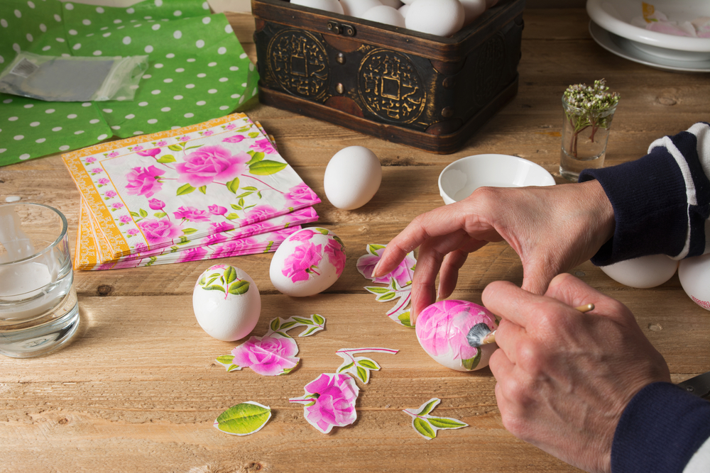 come-decorare-uova-pasqua-decoupage-5.jpg