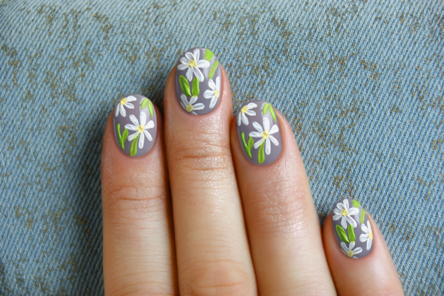 Nail-art-floreale-7.jpg