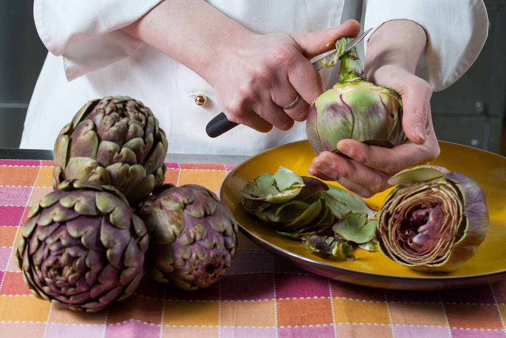 come-pulire-carciofi-senza-sporcarsi-mani_5.jpg