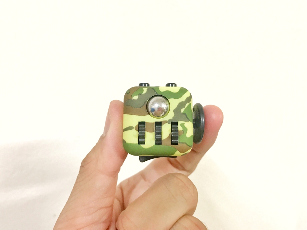 oggetti-antistress-fidget-cube.jpg