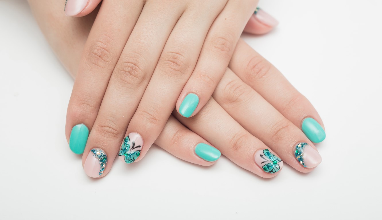 Nail-art-decorazioni-unghie-corte_7.jpg