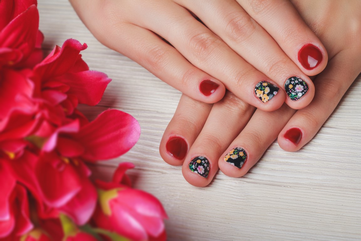 Nail-art-decorazioni-unghie-corte_9.jpg