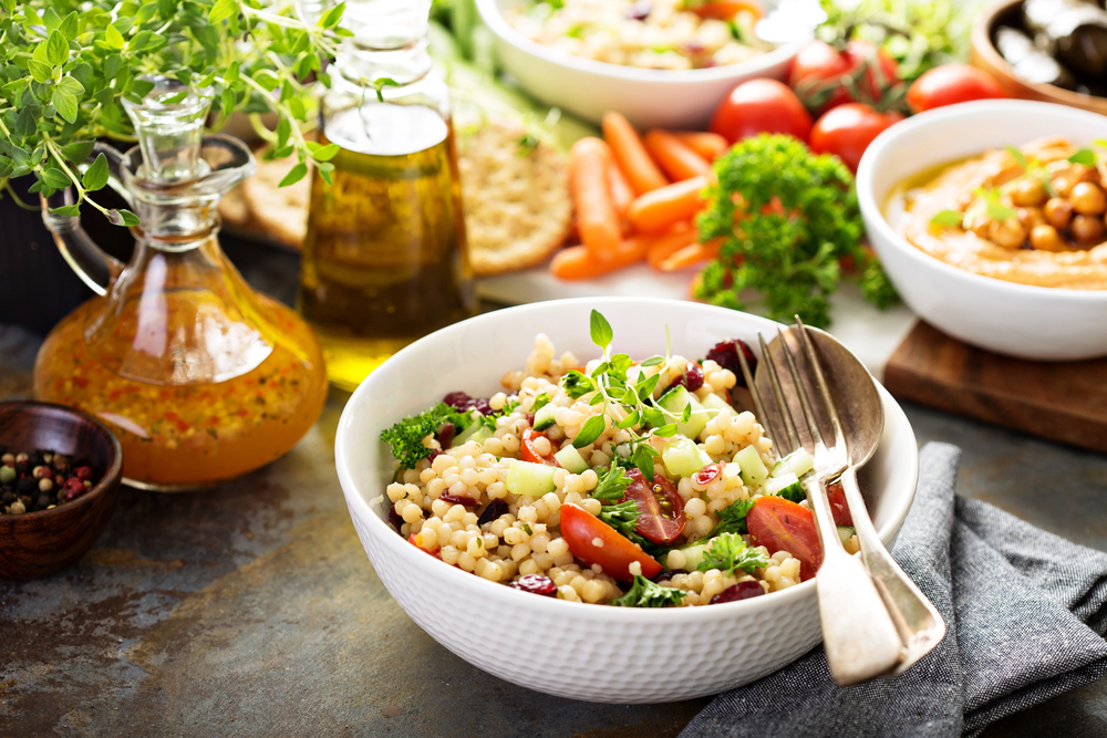 Cous cous con le verdure, la ricetta facile per un pranzo fresco