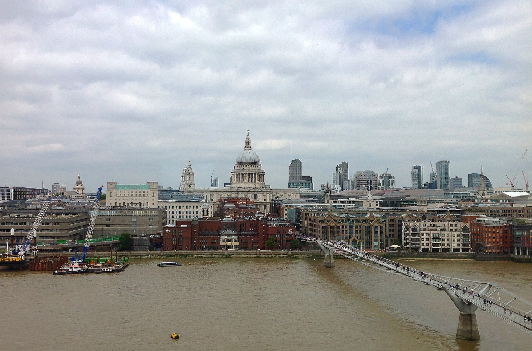 tate_modern_FILEminimizer.JPG