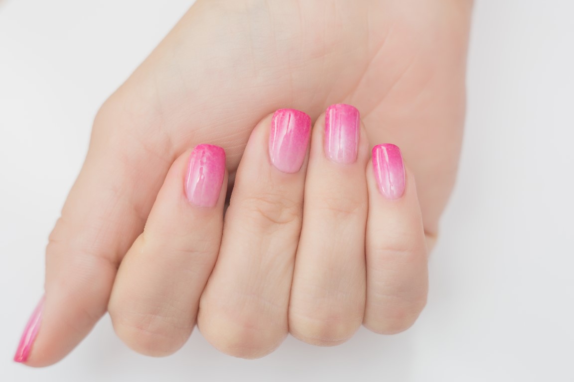 Nail-art-rosa-stile-barbie_3.jpg