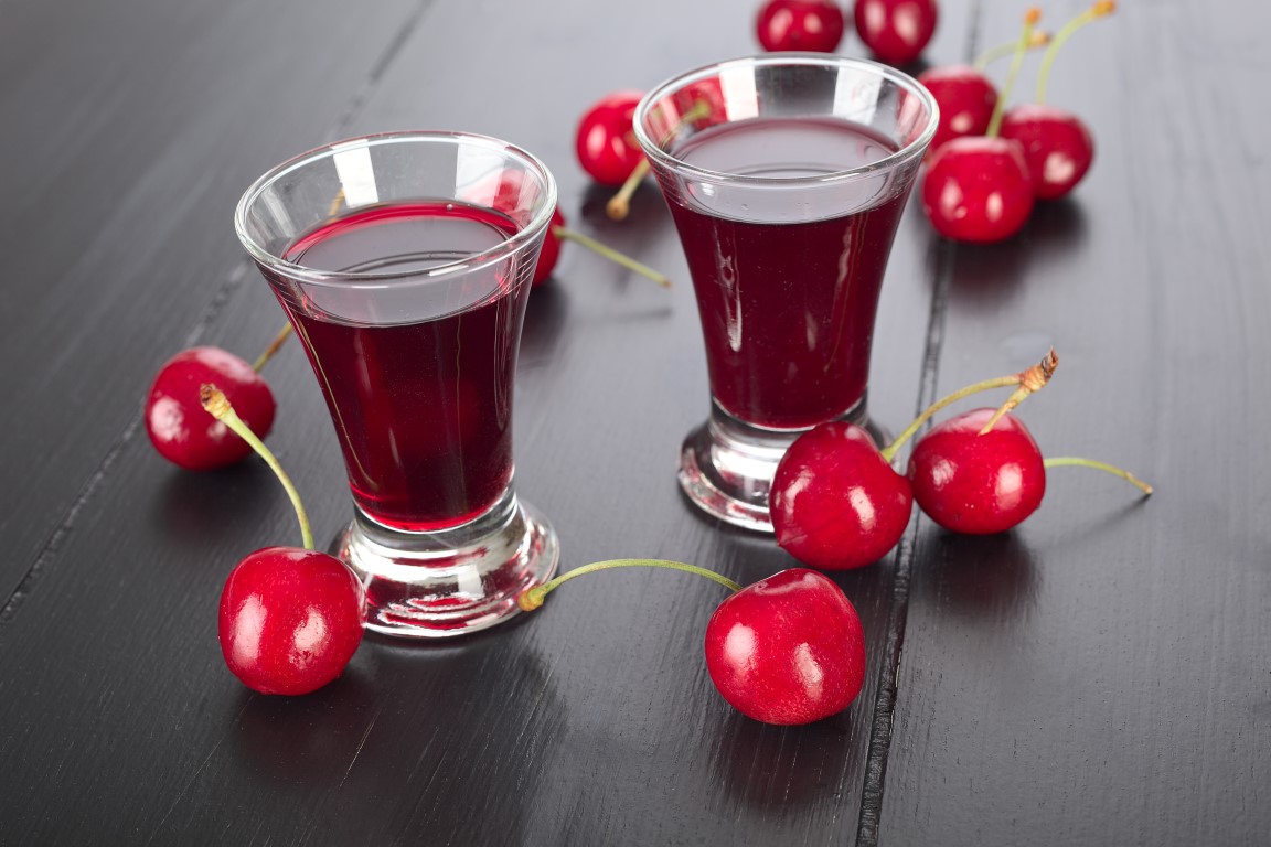 Liquore alla ciliegia tipo cherry, la ricetta per prepararlo