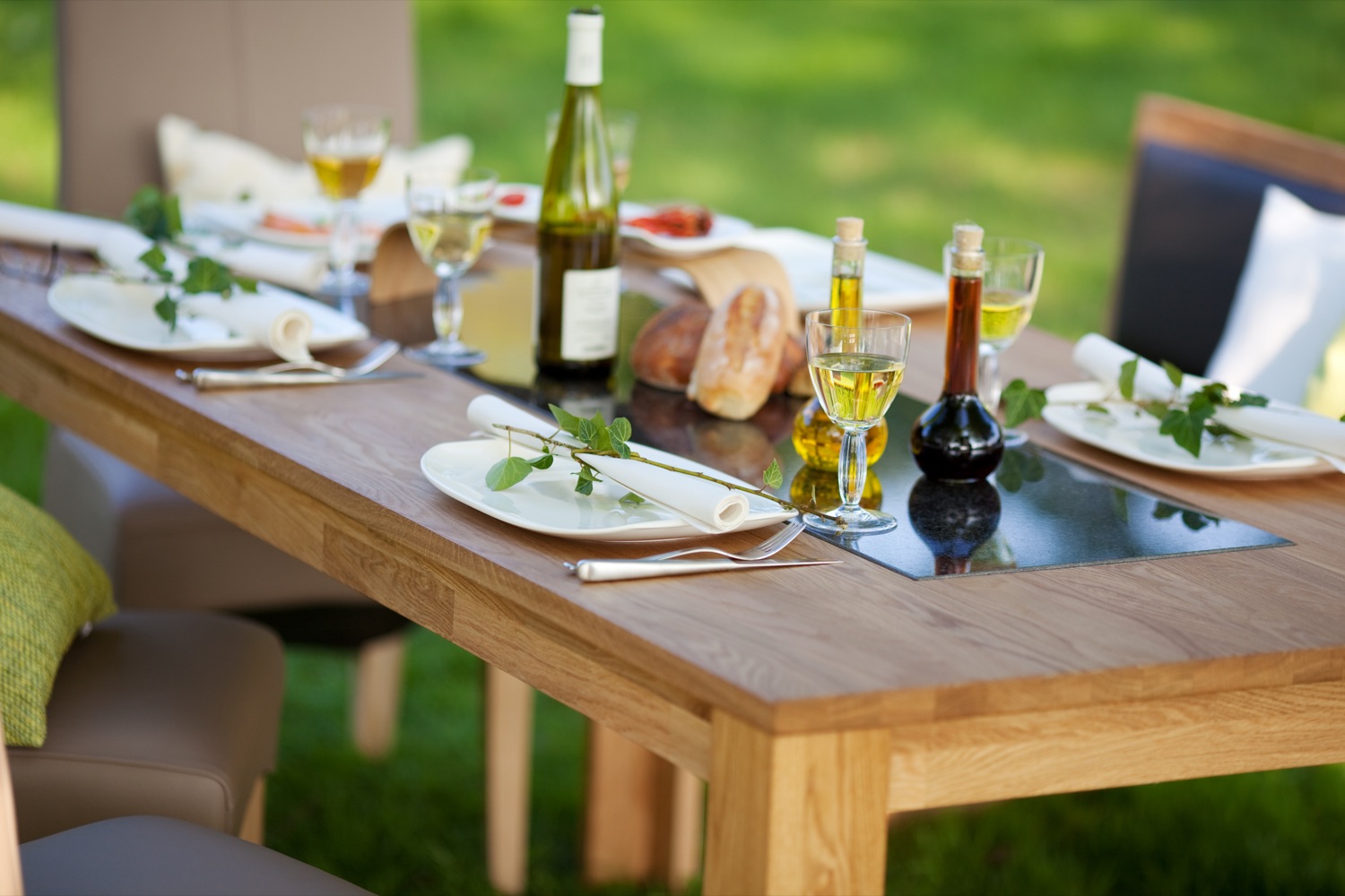 Cena-estiva-terrazza-apparecchiare-tavola-4.jpg