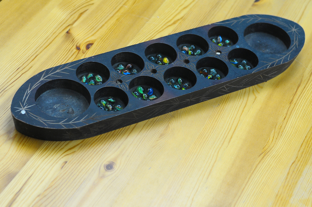 giochi-tavolo-ragazzi-fai-da-te-mancala.jpg