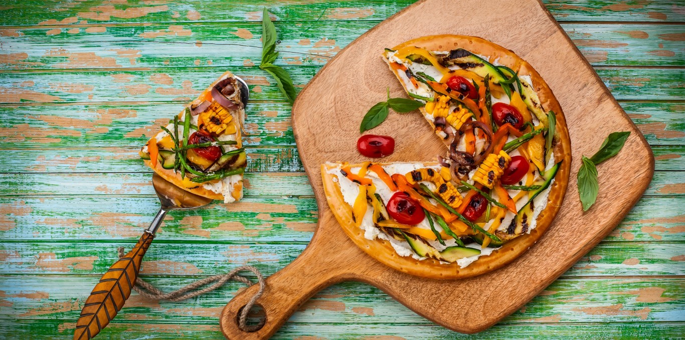 Pranzo-light-spiaggia-pizza-farcita.jpg
