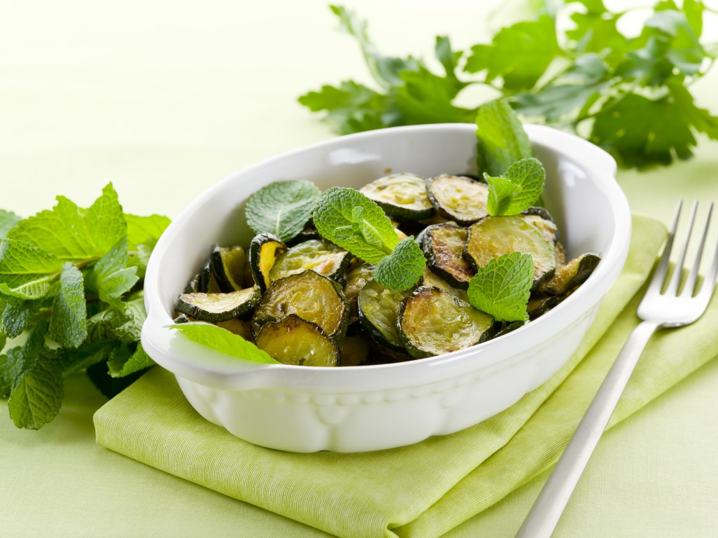 La ricetta della concia di zucchine di tradizione ebraico romanesca