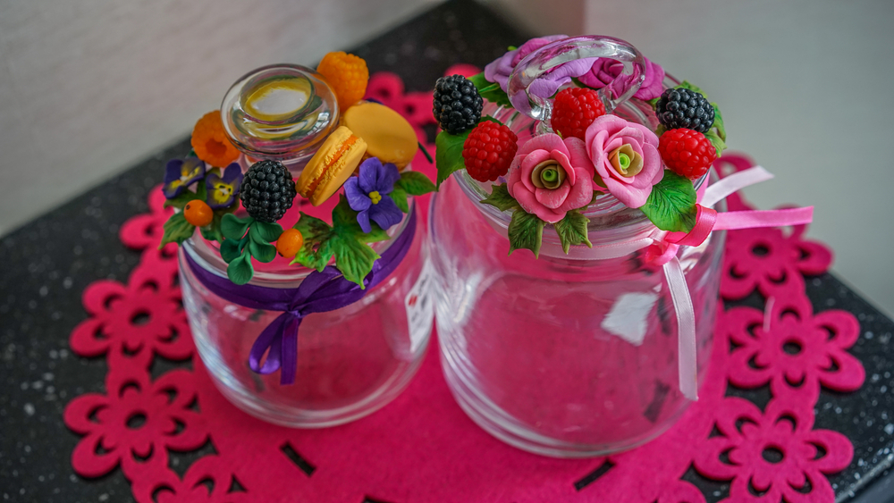 Decorare i vasetti di vetro insieme ai bambini, 7 idee