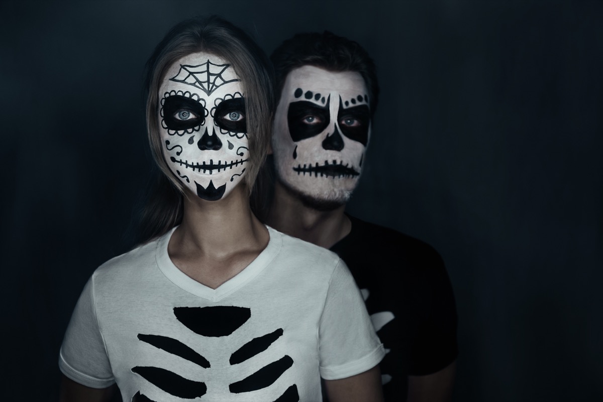 Costumi-halloween-adulti-3_0.jpg