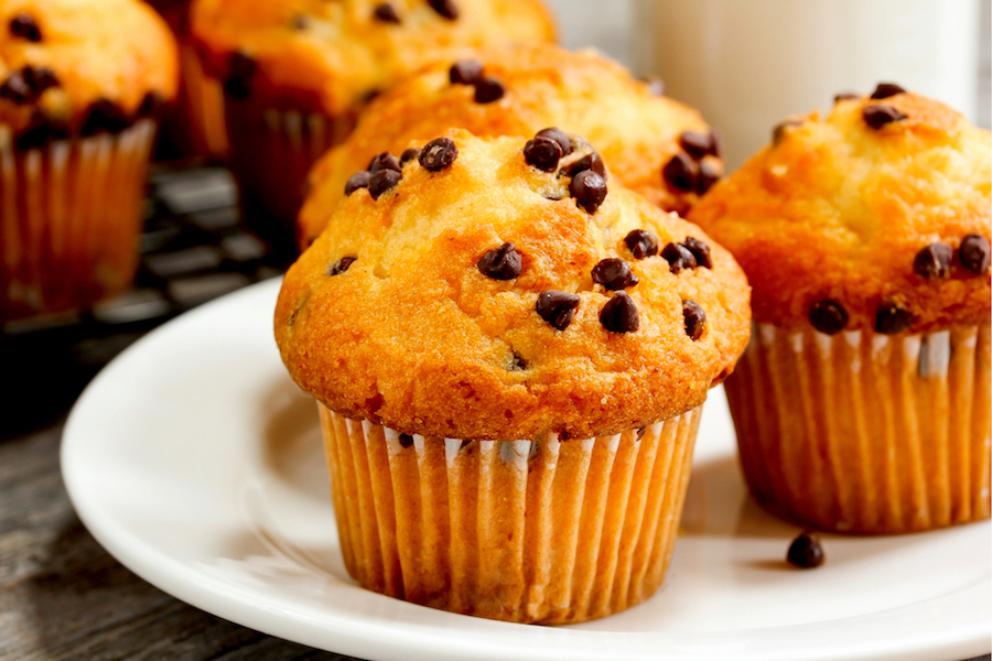 Muffin alla zucca e gocce di cioccolato, la ricetta golosa per la colazione