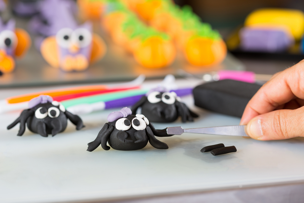 decorazioni-pasta-di-zucchero-halloween-ragno.jpg