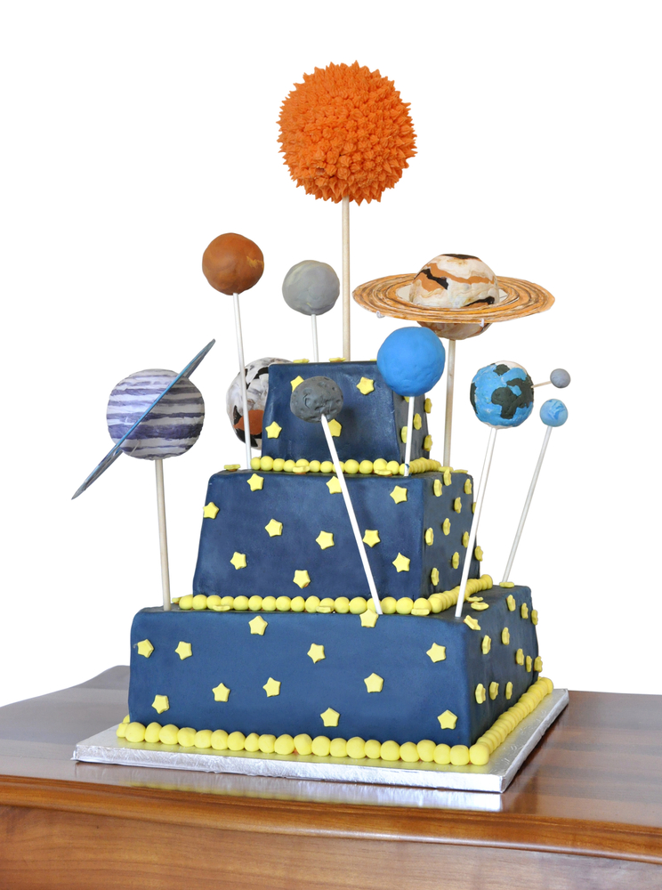 decorare-torta-compleanno-pasta-di-zucchero_5.jpg