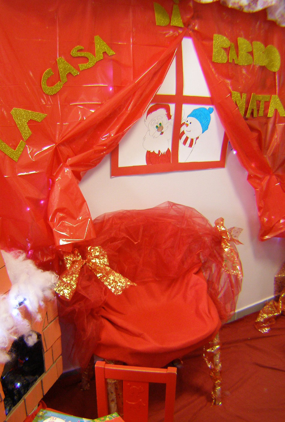 casa-babbo-natale-sedia-poltrona_1.jpg