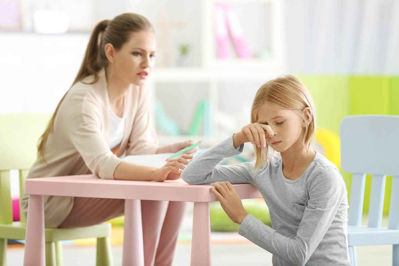 Mio figlio non vuole andare a scuola: cosa fare a seconda delle situazioni