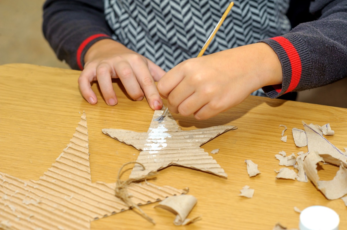 Decorazioni-natale-fai-da-te-bambini-2.jpg