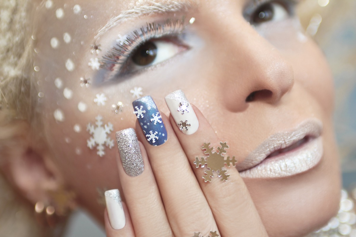 Nail-art-capodanno-1_0.jpg