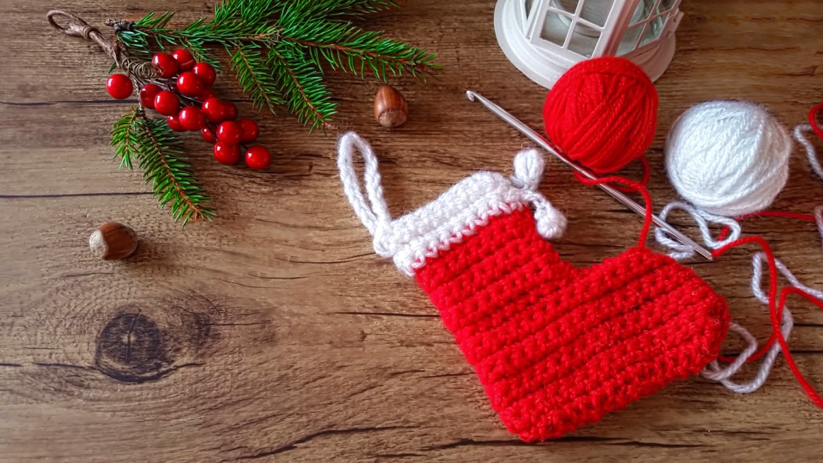 Calza-befana-decorazioni-fai-da-te-lavoretti-3.jpg