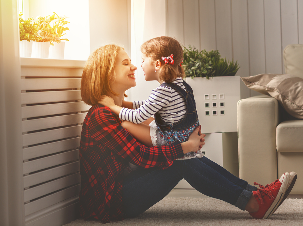 Mamma e papà: 5 promesse da fare ai propri bambini per il 2018