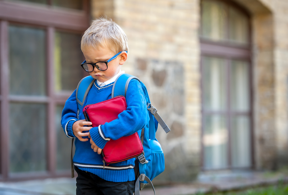 Come fare se il bambino non vuole tornare a scuola?