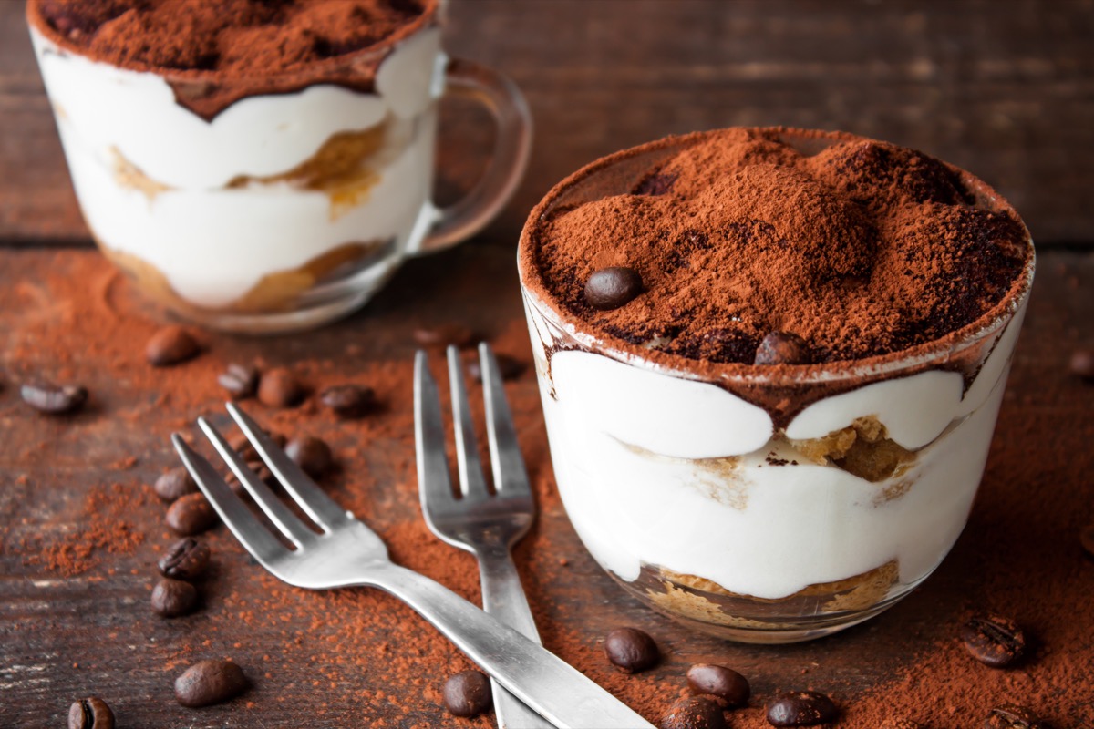 La ricetta del tiramisù senza uova e mascarpone, la variante light del dolce classico